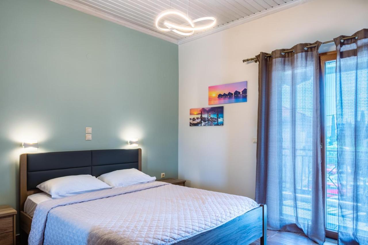 G.R Luxury Apartment Kalligoni Exterior photo